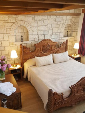 Отель Hotel Gjirokastra  Гирокастра